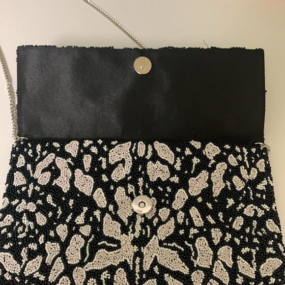 Tiana beaded bag - Picture 3 of 9